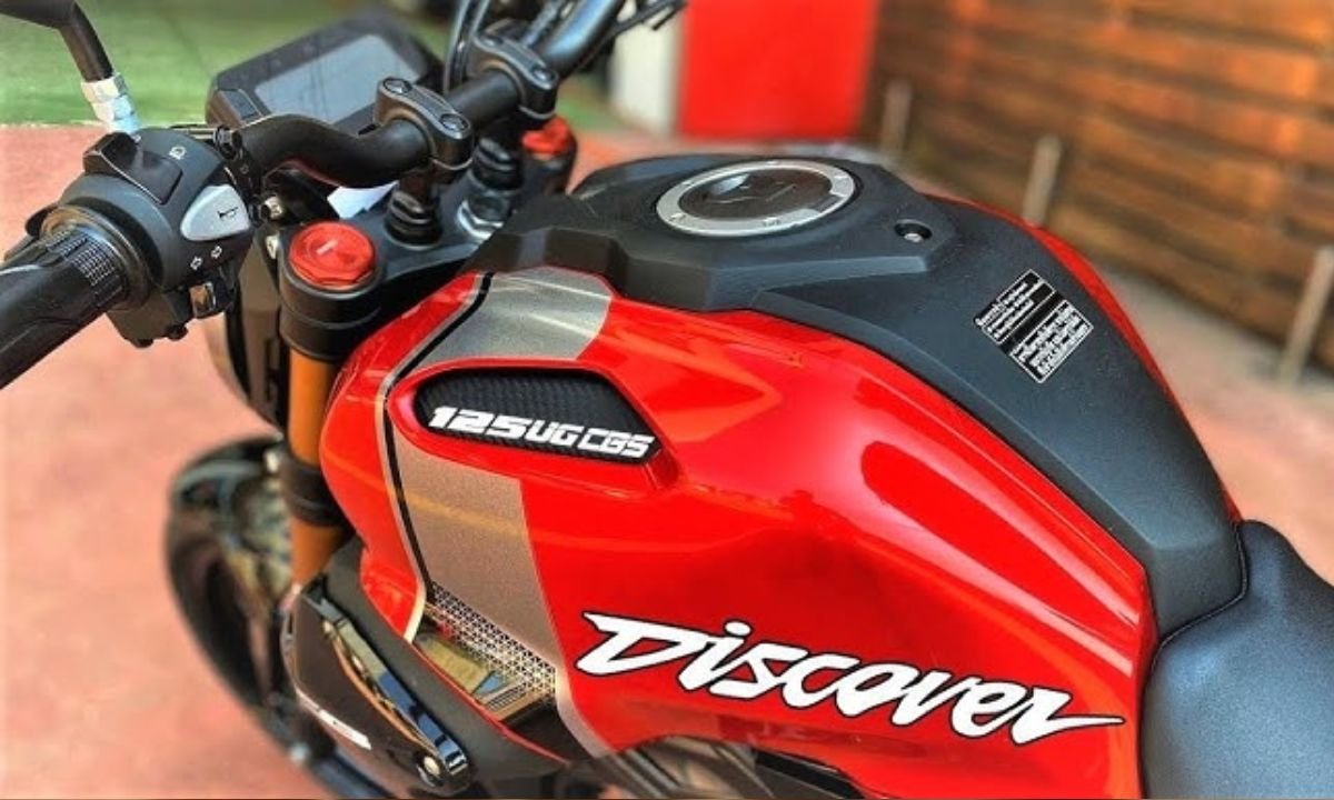 Bajaj Discover 125